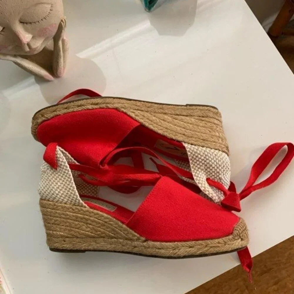 Gaimo Canvas Lace up Espadrilles